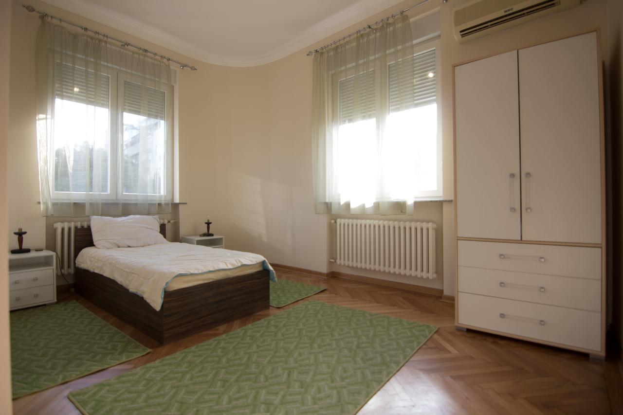 Dositej 5 Apartment Belgrado Exterior foto